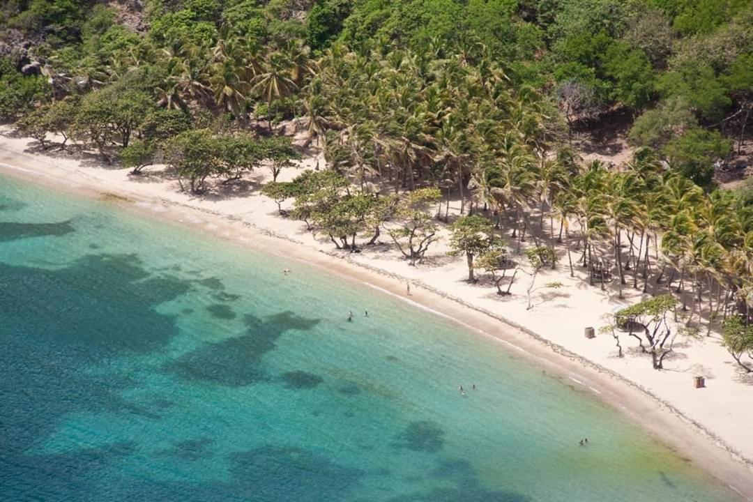 Villa Cana Et Son Spa A Terre De Haut Terre-De-Haut Luaran gambar